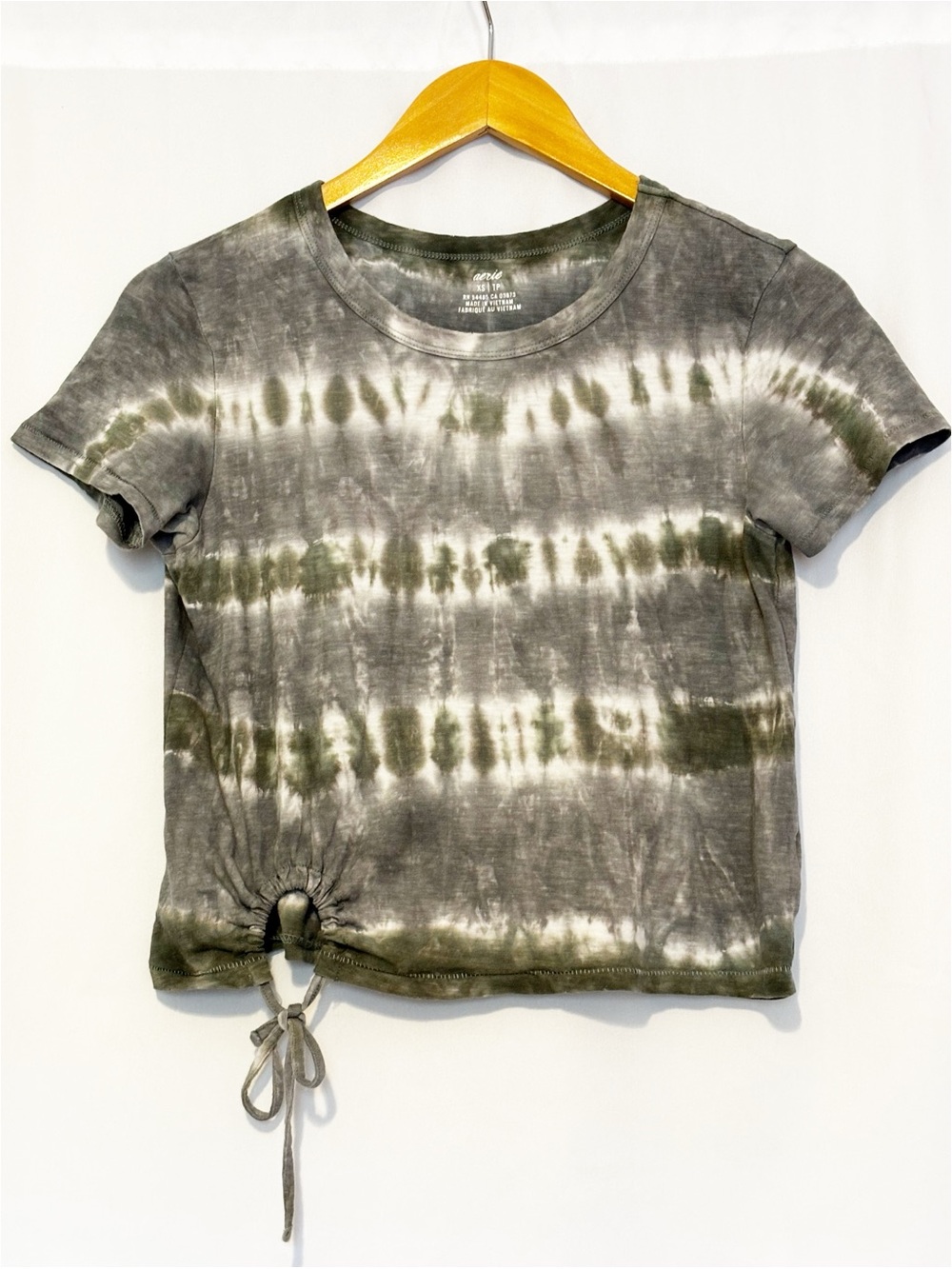 Aerie tie-dye cropped t-shirt with drawstring side-tie detail size XS